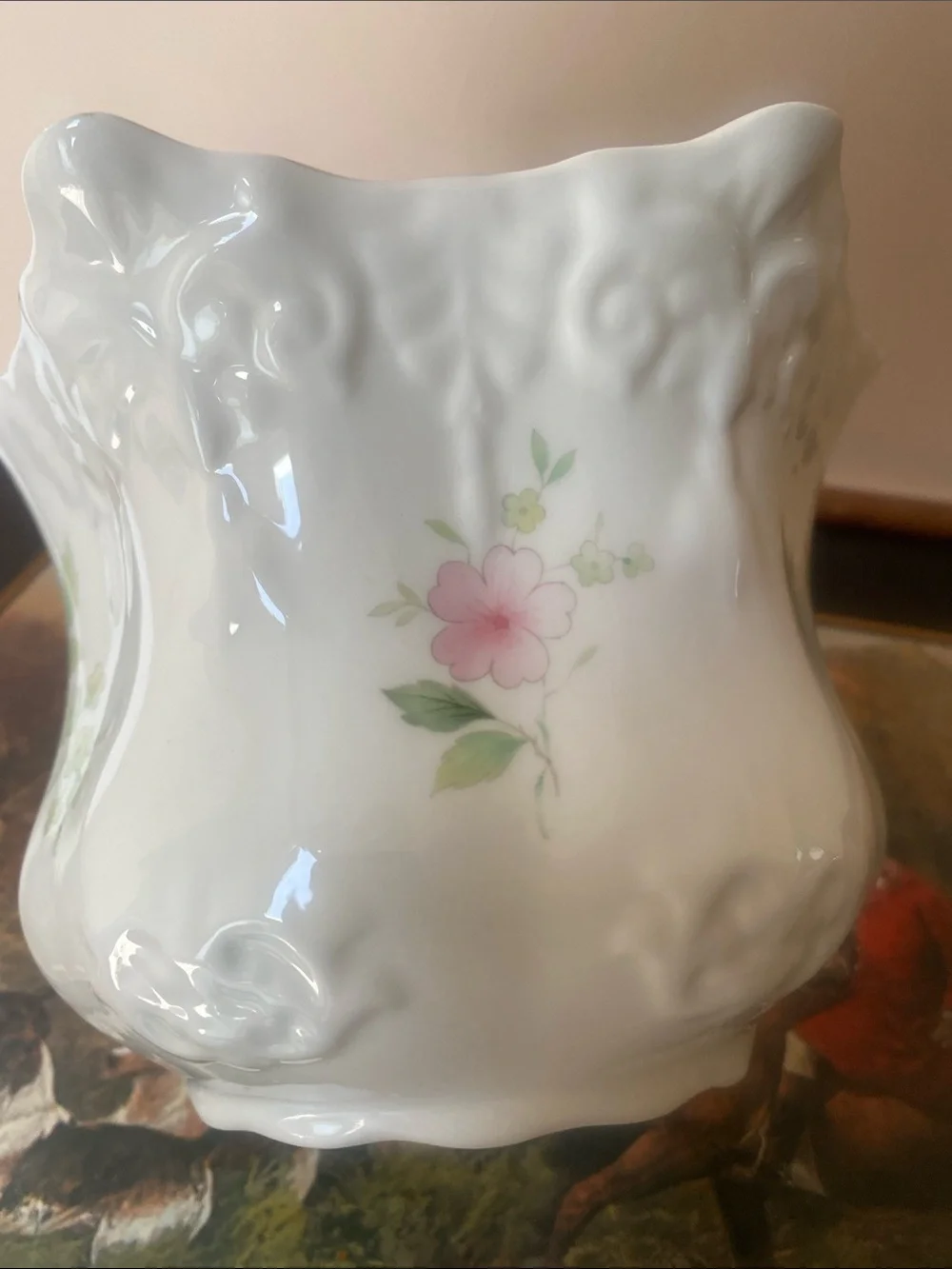 NWOT VINTAGE GENUINE BONE CHINA VASE w/ Delicate Pink Flowers & Gold Trim